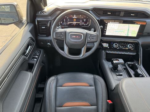 Used 2025 GMC Sierra 1500 AT4 AWD/4WD image 11
