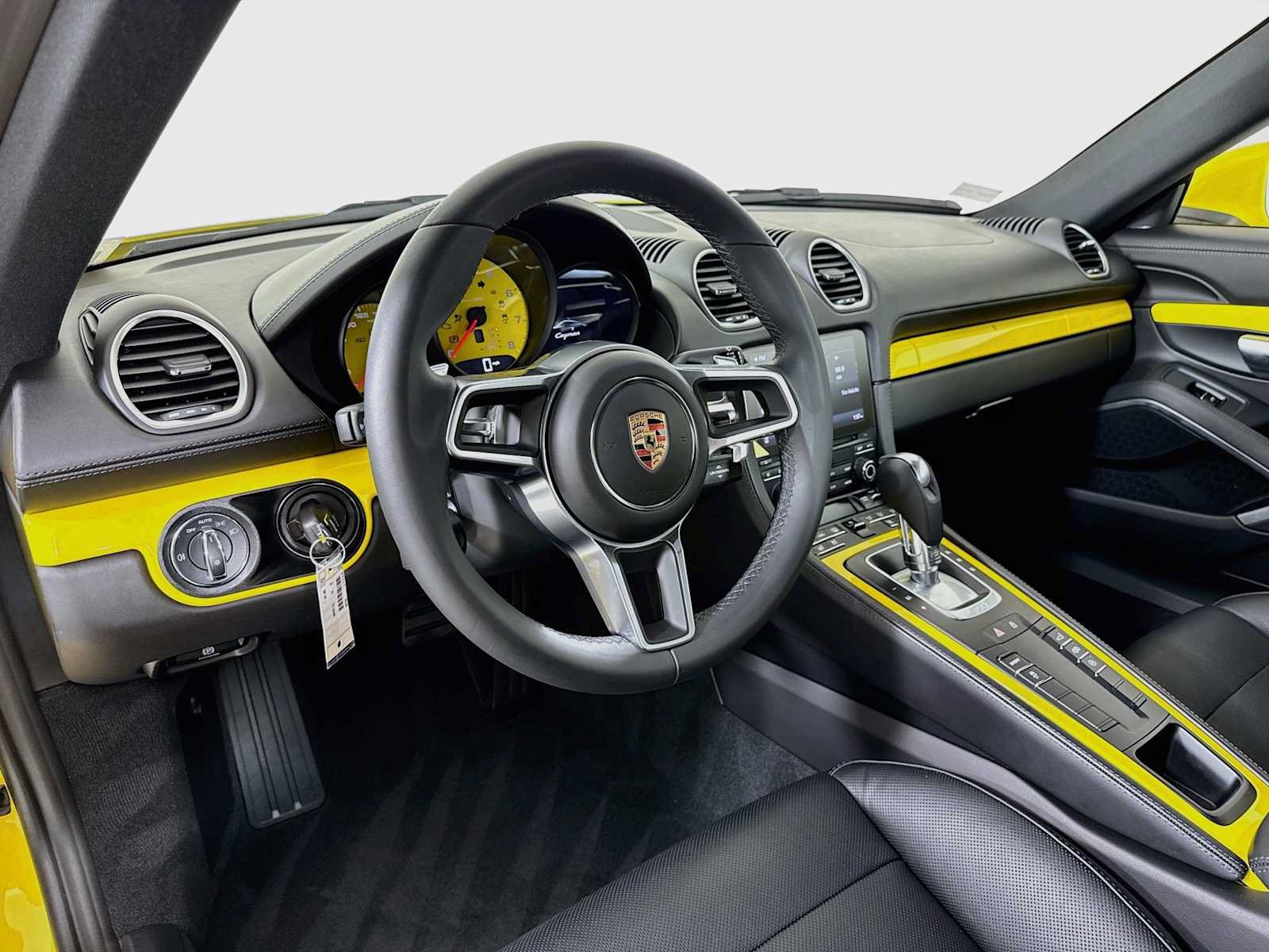 Certified 2023 Porsche 718 Cayman RWD image 4
