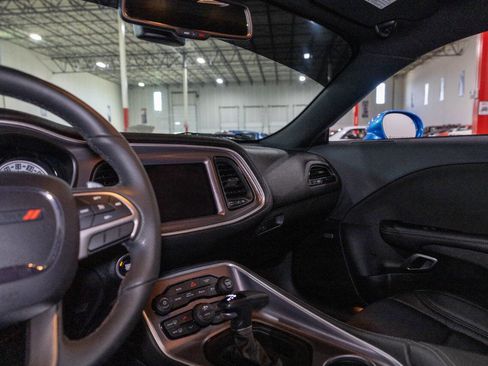 Used 2019 Dodge Challenger R/T w/ Shaker Package RWD image 11