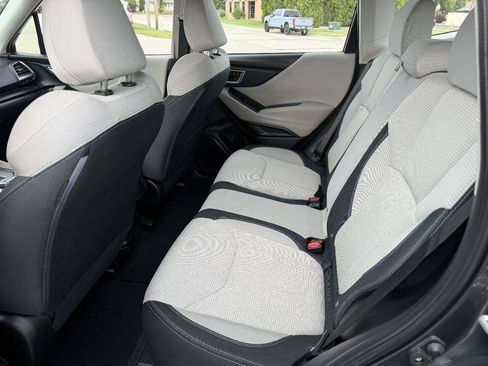 Used 2022 Subaru Forester AWD/4WD image 10