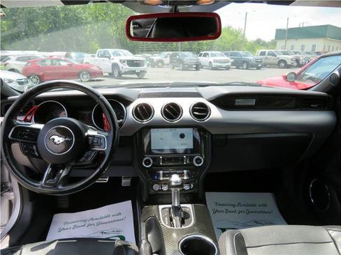 Used 2018 Ford Mustang Premium image 5