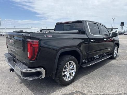 Used 2021 GMC Sierra 1500 SLT w/ SLT Premium Plus Package AWD/4WD image 4