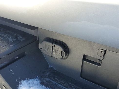 New 2026 Toyota Tundra Platinum image 8