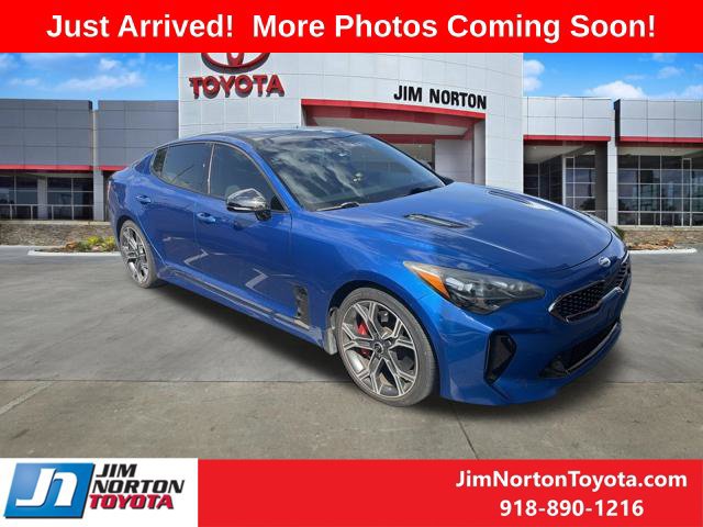 Used 2018 Kia Stinger GT2 AWD/4WD image 1