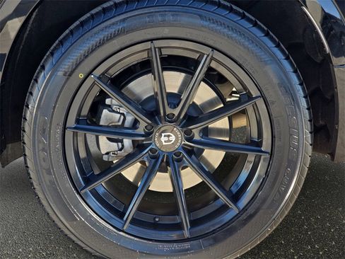 Used 2019 Audi Q8 Premium w/ Convenience Package image 37