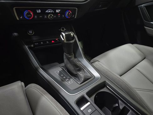 Used 2021 Audi Q3 2.0T Premium w/ Convenience Package AWD/4WD image 27