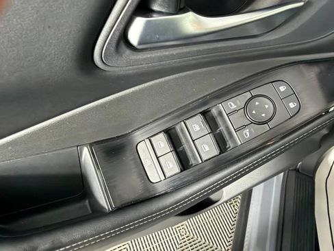Certified 2026 Nissan Rogue SV FWD image 27