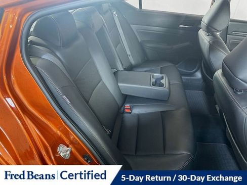 Used 2021 Nissan Altima 2.5 SR w/ SR Premium Package image 15