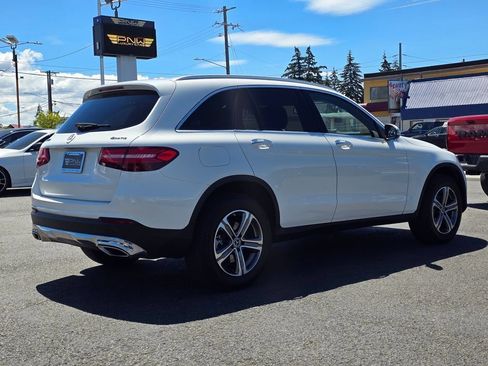 Used 2018 Mercedes-Benz GLC 300 4MATIC image 6