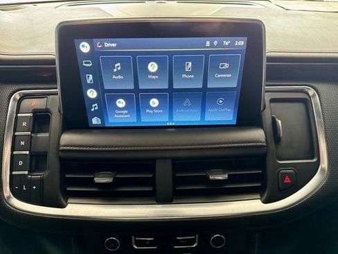 Used 2022 Chevrolet Suburban RST w/ Sport Performance Package image 26