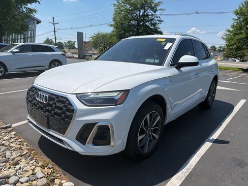 Used 2024 Audi Q5 2.0T Premium w/ Convenience Package AWD/4WD image 1