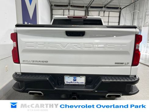 Used 2024 Chevrolet Silverado 1500 LT Trail Boss w/ Convenience Package II image 6