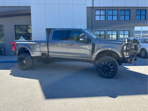 New 2024 Ford F350 Lariat w/ Lariat Ultimate Package image 2