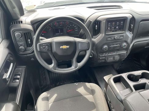 Used 2025 Chevrolet Silverado 3500 W/T AWD/4WD image 11