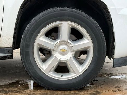 Used 2009 Chevrolet Tahoe LT w/ Regional Value Package image 10