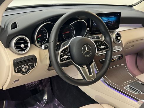Used 2020 Mercedes-Benz GLC 300 GLC 300 image 14