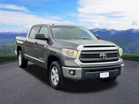 Used 2015 Toyota Tundra SR5 w/ SR5 Upgrade Package image 8