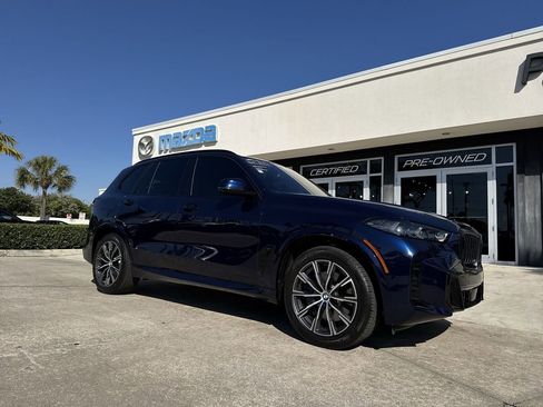 Used 2024 BMW X5 xDrive40i w/ M Sport Package AWD/4WD image 22