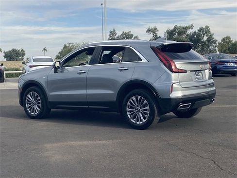 Used 2024 Cadillac XT4 Premium Luxury image 30