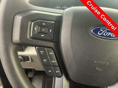 Used 2022 Ford F350 XLT w/ Black Appearance Package image 29