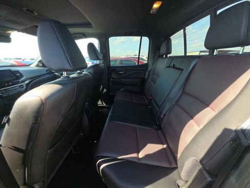 Used 2023 Honda Ridgeline Black Edition image 8