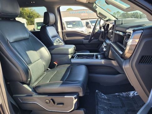 Certified 2023 Ford F450 Lariat w/ Lariat Ultimate Package image 19