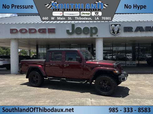 Used 2021 Jeep Gladiator Sport AWD/4WD image 1