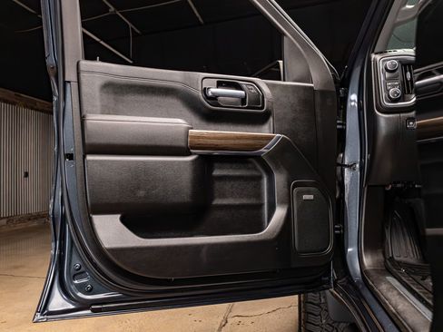 Used 2021 Chevrolet Silverado 1500 RST w/ Convenience Package II image 28