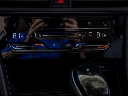 New 2026 Volkswagen Jetta SEL image 14