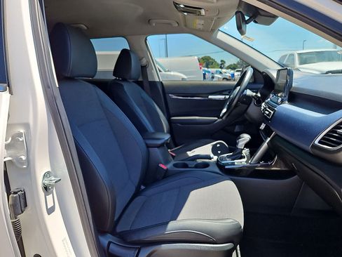 Used 2023 Kia Seltos S w/ Navigation Package AWD/4WD image 33