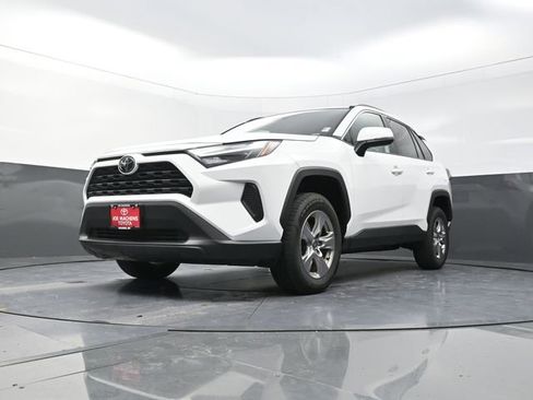 Used 2024 Toyota RAV4 XLE image 59