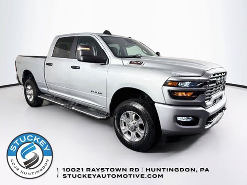 Used 2026 RAM 3500 Big Horn AWD/4WD image 1