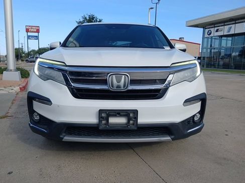 Used 2020 Honda Pilot Touring image 2