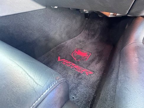 Used 2003 Dodge Viper SRT-10 RWD image 90