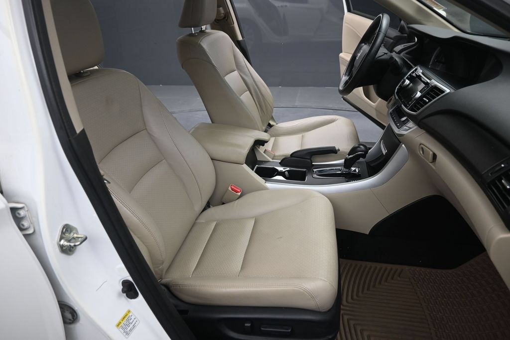 Used 2013 Honda Accord EX-L image 12