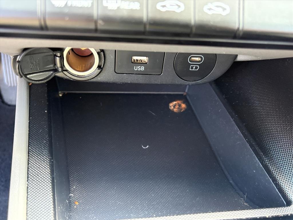 Certified 2024 Hyundai Elantra SEL FWD image 13