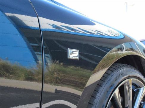 Used 2022 Lexus IS 350 F Sport image 9