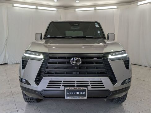 Certified 2024 Lexus GX 550 w/ Accessory Package (2T) image 3