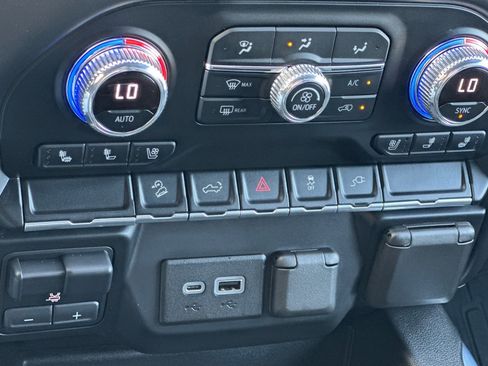 Certified 2021 GMC Sierra 2500 SLT w/ SLT Convenience Package image 20