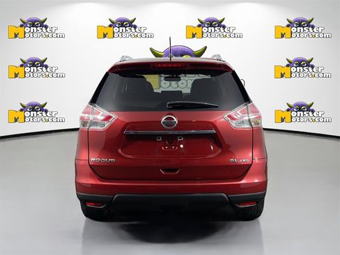 Used 2016 Nissan Rogue SL image 6