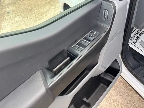 Used 2024 Ford F350 XL RWD image 13