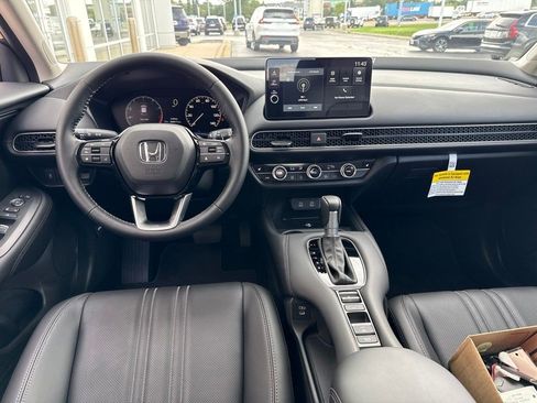 Certified 2027 Honda HR-V EX-L image 5