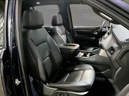 Used 2023 Chevrolet Tahoe Z71 w/ Z71 Off-Road Package image 15