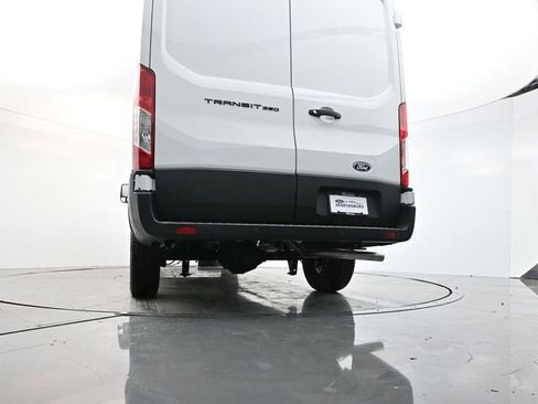 New 2026 Ford Transit 250 148 Medium Roof image 32