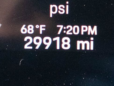 Certified 2024 Porsche Cayenne AWD/4WD image 30