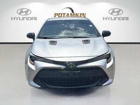 Used 2022 Toyota Corolla SE FWD image 2