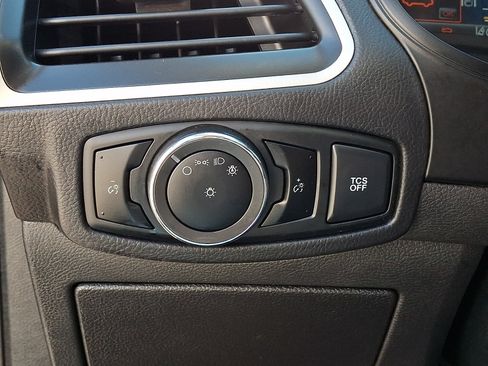 Used 2024 Ford Edge SEL AWD/4WD image 25