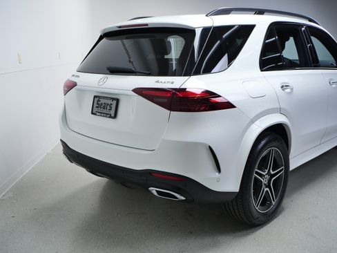 Certified 2025 Mercedes-Benz GLE 450e 4MATIC w/ AMG Line Exterior image 5