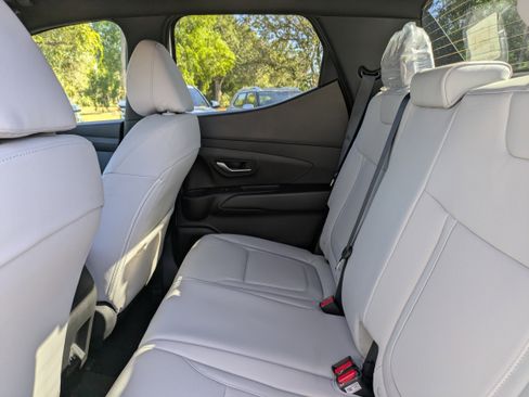 New 2026 Hyundai Santa Cruz SEL image 13