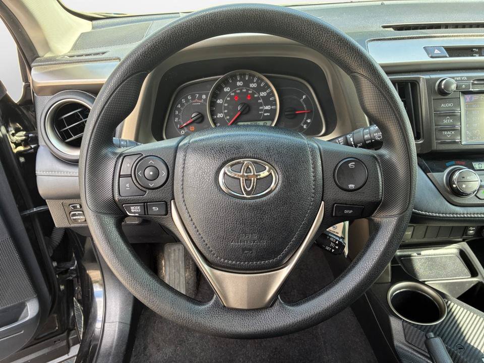 Used 2013 Toyota RAV4 XLE AWD/4WD image 13